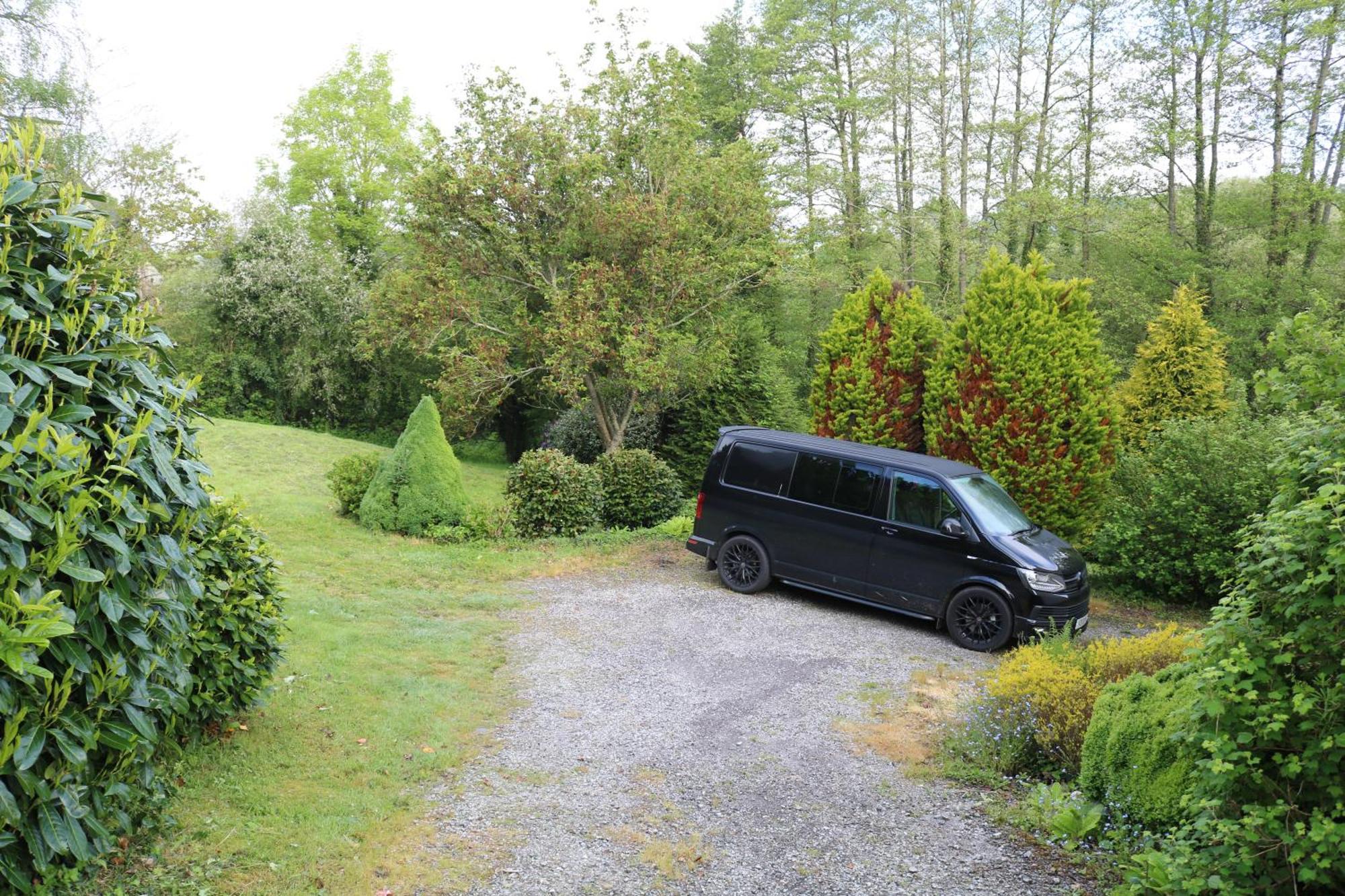 Fontaine Blanche River View, Large Patio & Garden In Central Brittany With Starlink Wifi Treffrin ภายนอก รูปภาพ